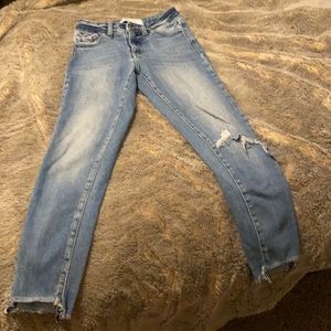 Buckle Jeans